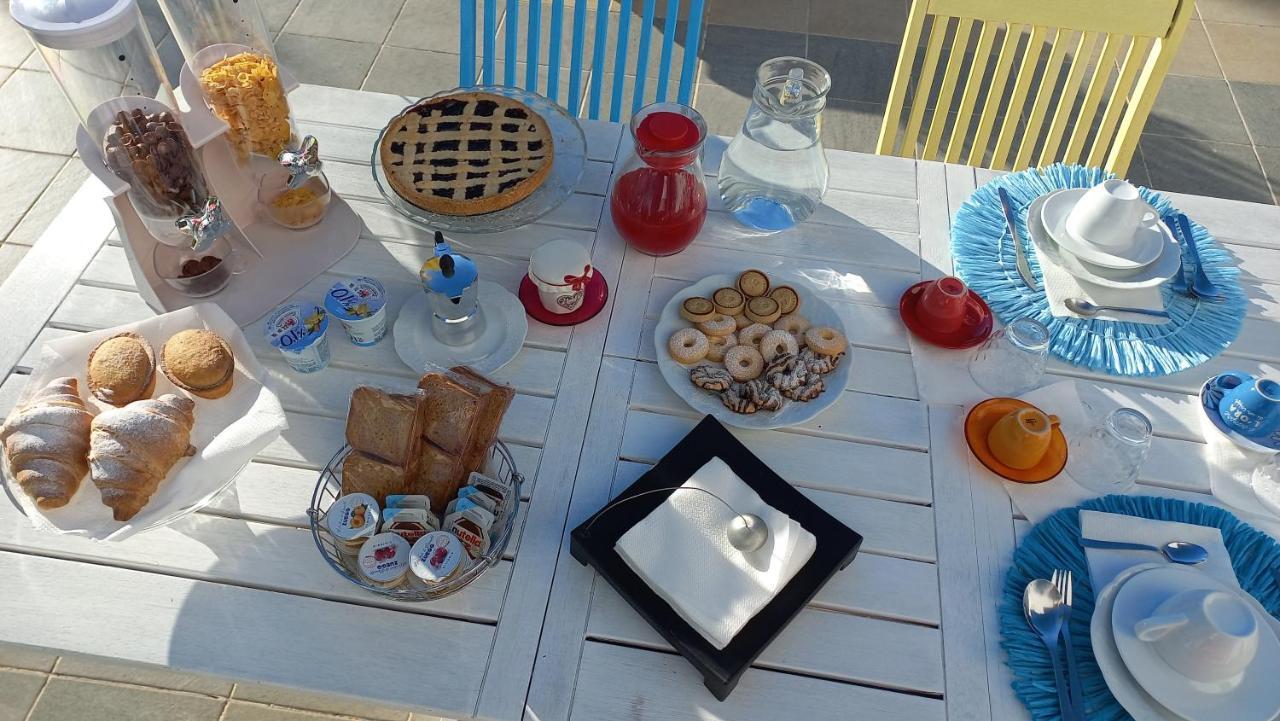 Villino Tronchetto Bianco Bed & Breakfast Mola di Bari Exterior foto